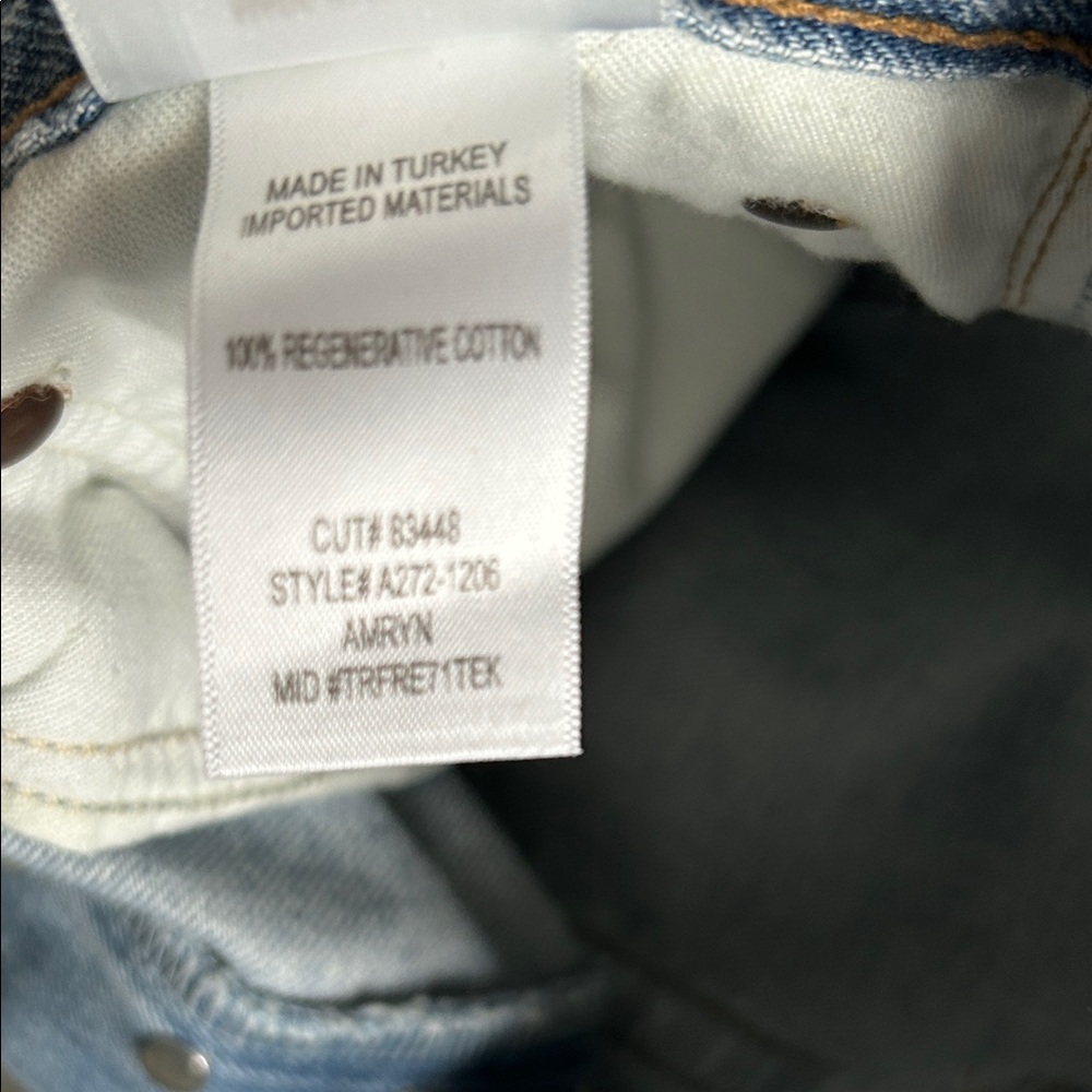NWT AGOLDE Amryn Boyfriend Jeans in Release. Size 27. - Picture 8 of 16